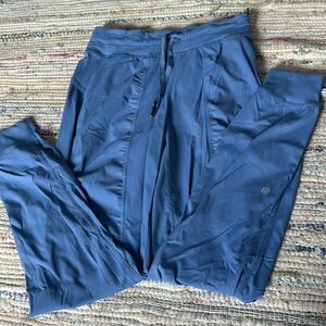 Lululemon dance studio jogger